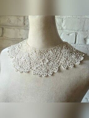 Vtg Crochet Collar Necklace, White, Dainty, Floral, 20"